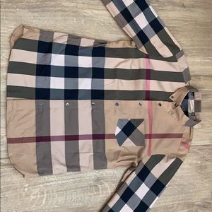 2 Men Burberry authentic shirt Size medium